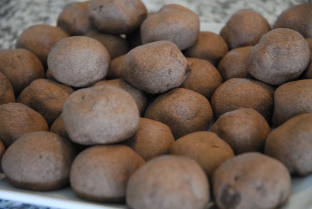 chocolate truffle cookies 11